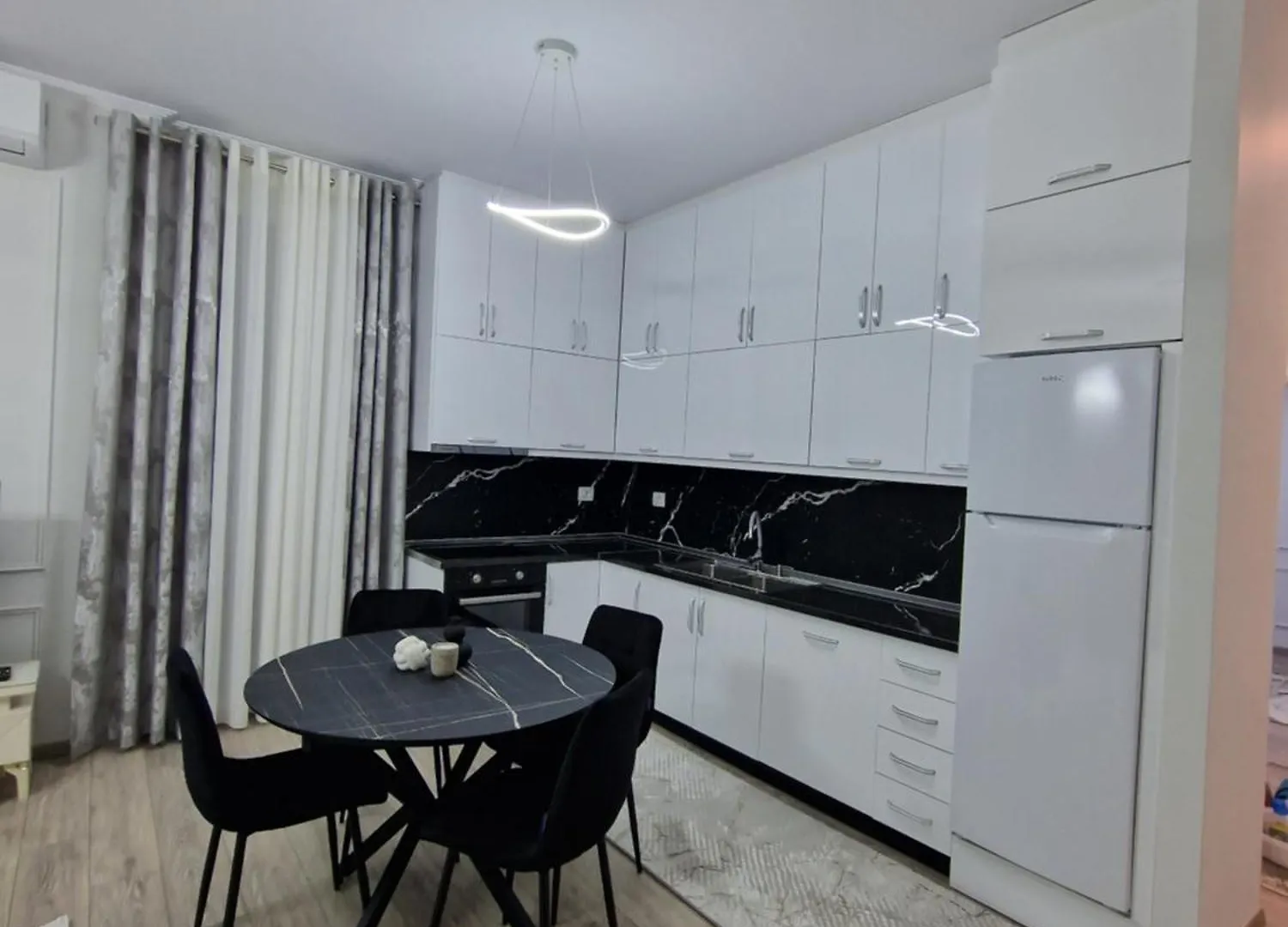 Harmony Apartment Blloku Tirana 0*,  Albania