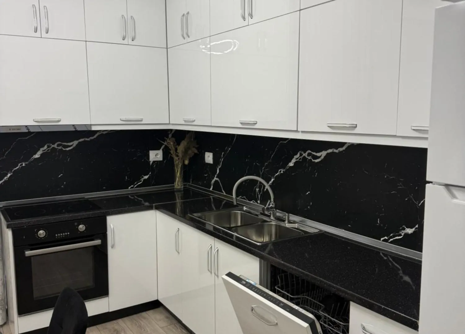 Harmony Apartment Blloku Tirana Albania